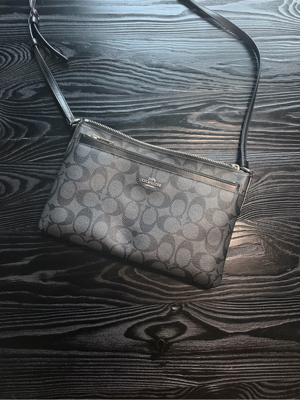 Coach Black Signature Crossbody Clutch with Silver Hardware - Picture 4 of 6